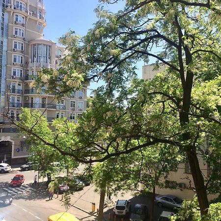 2-Kh Kom-Ia Kvartira V Tsentre Odessy Odessa Zewnętrze zdjęcie