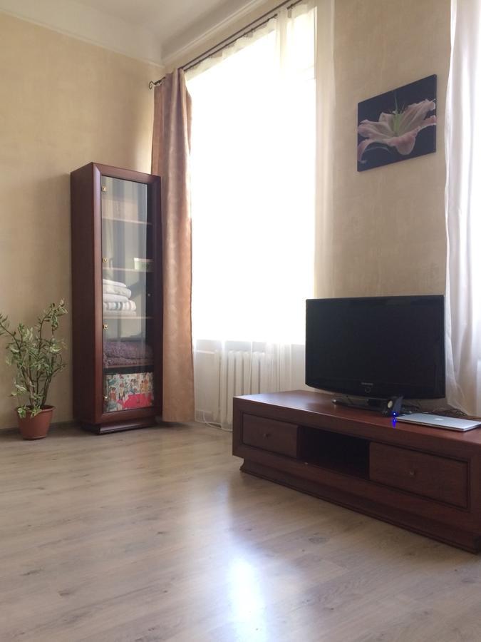 2-Kh Kom-Ia Kvartira V Tsentre Odessy Odessa Zewnętrze zdjęcie